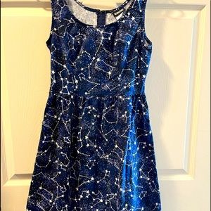 Retrolicious constellation dress. Deep blue and adorable!